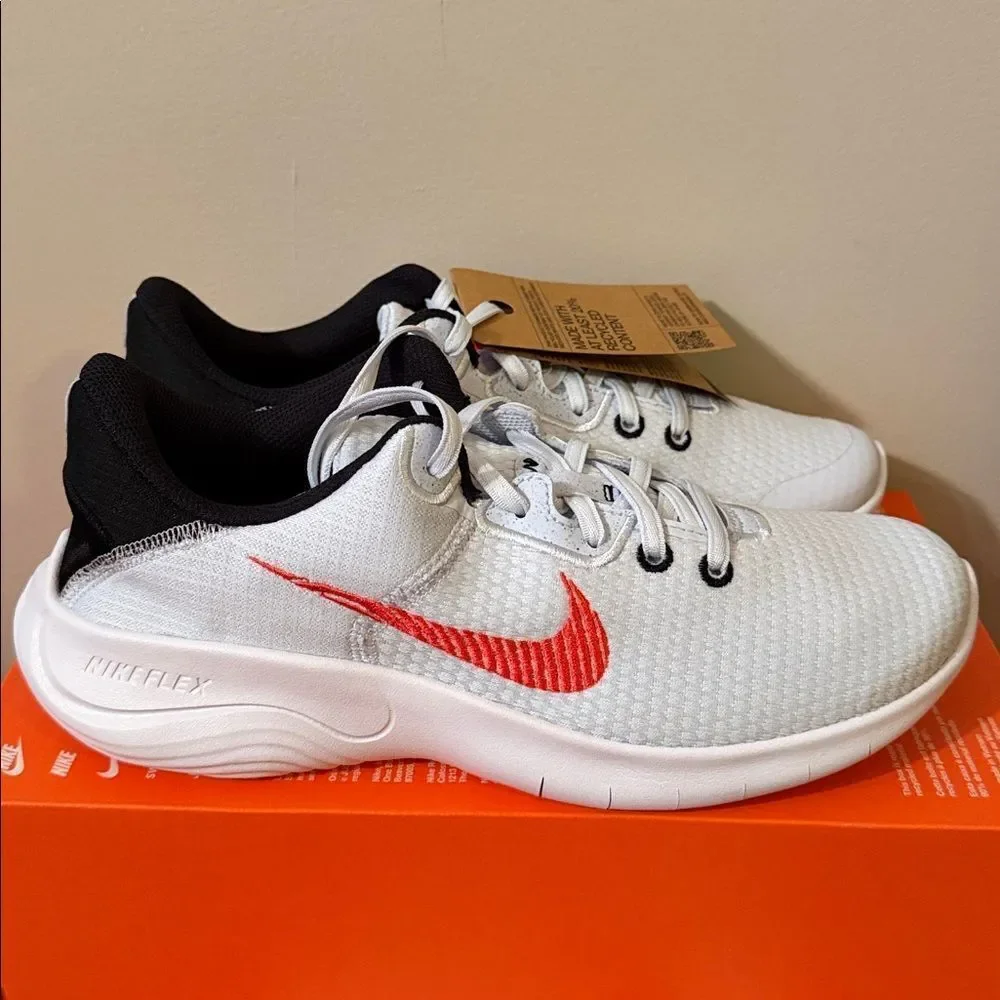 Nike Flex Experience Run 11 Football Grey DD9284-008 Men’s Size 8.5